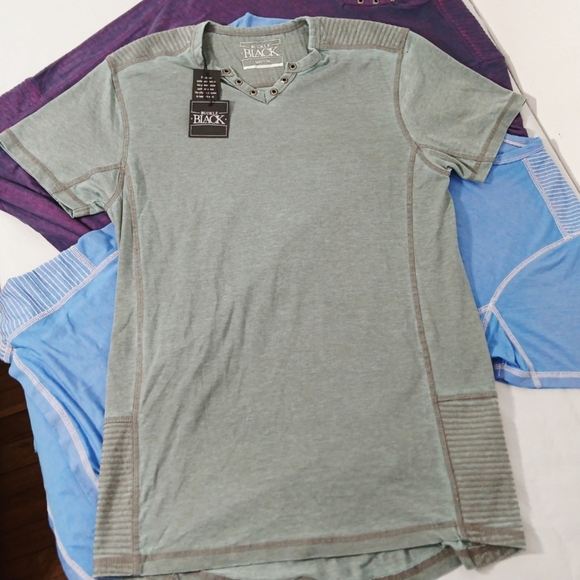 Buckle Short Sleeve Tees - Purple, Blue, Green - Picture 2 of 9